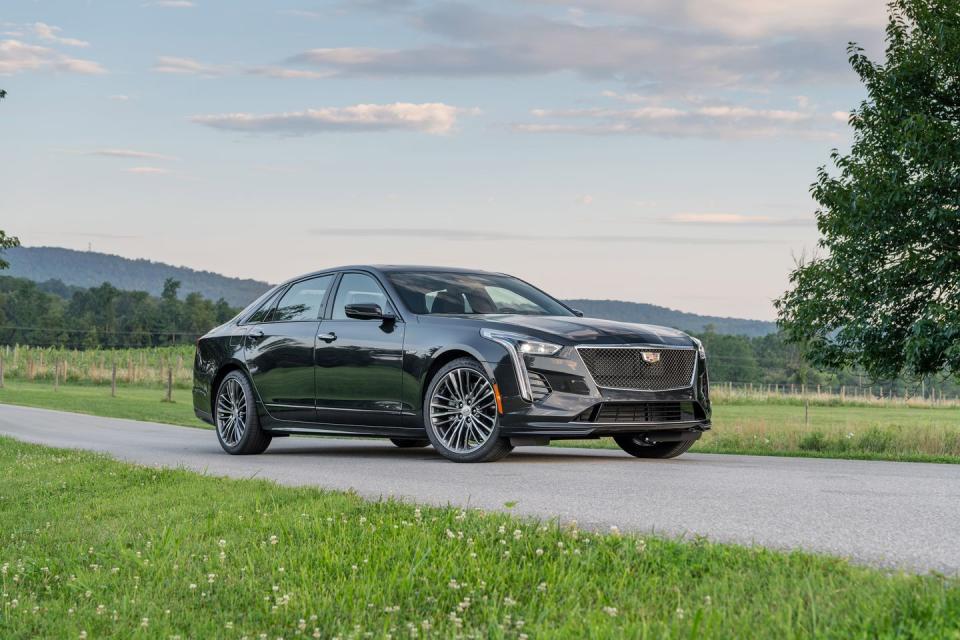 <p>The CT6-V drives all four wheels through a 10-speed automatic transmission.</p>