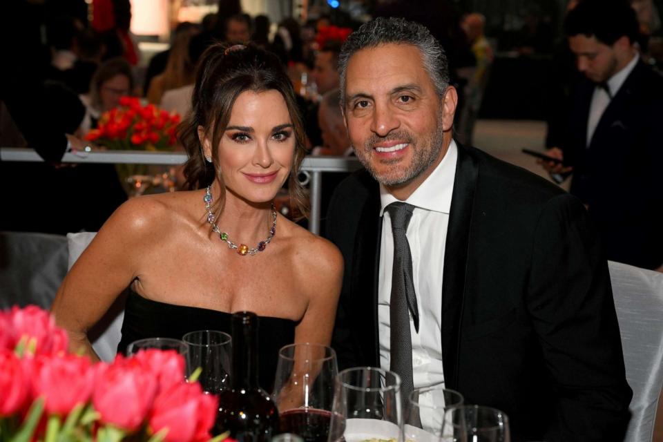 PHOTO: Kyle Richards and Mauricio Umansky attend the Elton John AIDS Foundation's 31st Annual Academy Awards Viewing Party on March 12, 2023 in West Hollywood, California. (Michael Kovac/Getty Images, FILE)