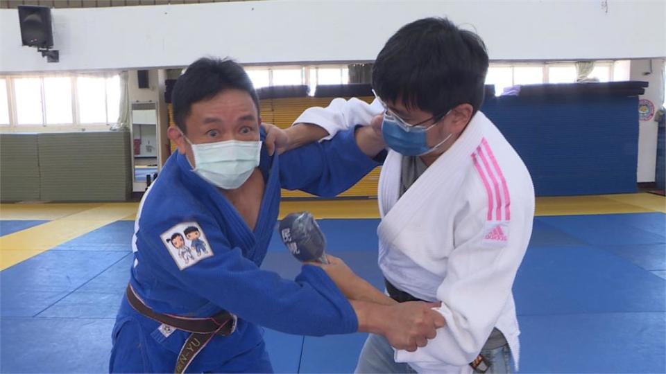 苦練的證明...高藤直壽「柔道耳」如餃子　楊勇緯右耳也開始纖維化　網友：好心疼！