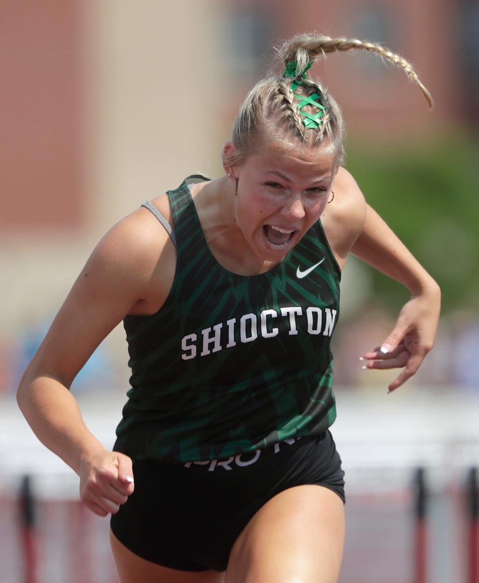 Kendal Stingle competes in the Division 3 100-meter hurdles final during the WIAA state track and field championships Saturday in La Crosse.