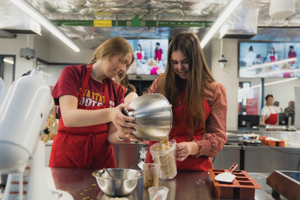 Iowa State University students work together during the 2023 IGNITE Innovation Showcase
