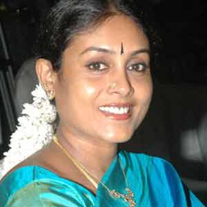 300px x 300px - Saranya Ponvannan wins National award for Thenmerku Paruvakatru