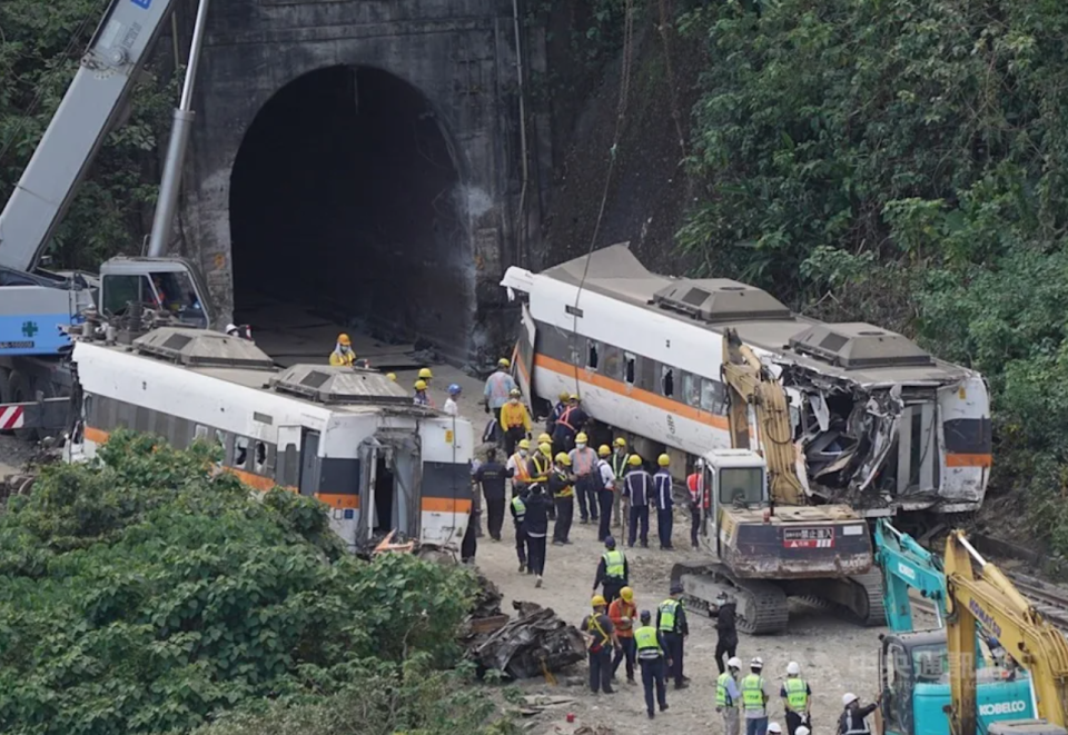 台鐵太魯閣號事故釀49死、247人輕重傷。圖片來源：中央社檔案照