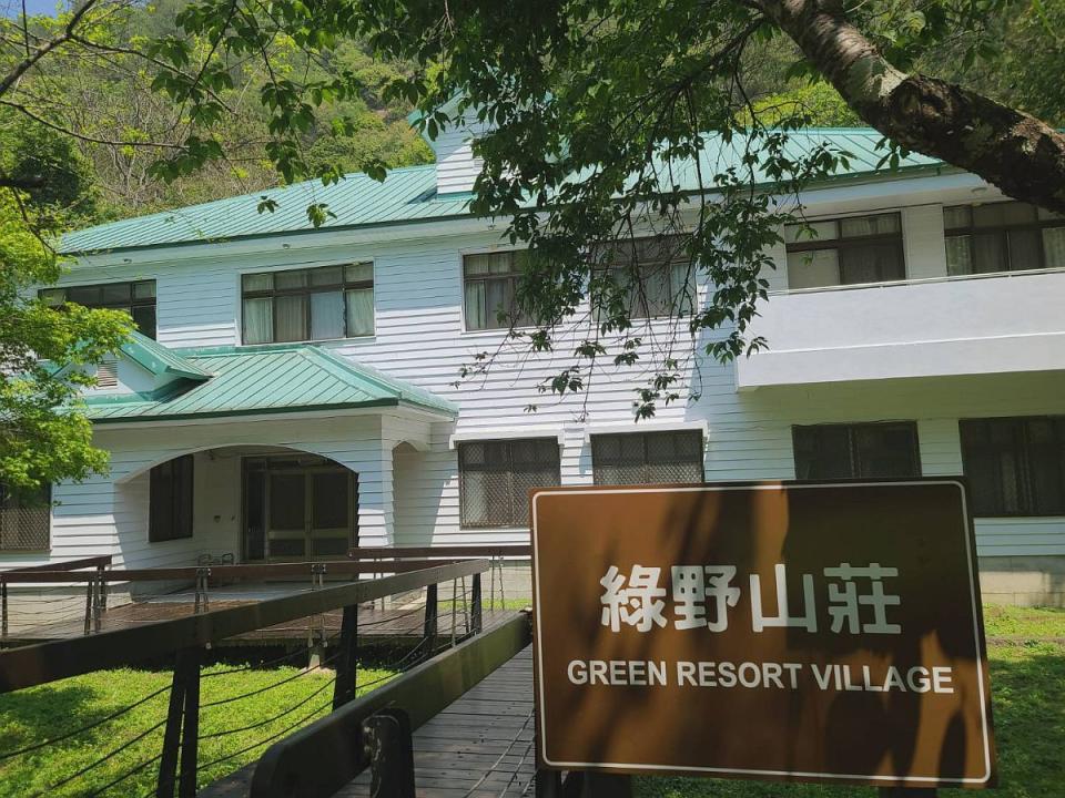 奧萬大國家森林遊樂區綠野山莊修復，4月1日起提供住宿。（圖：南投分署提供）