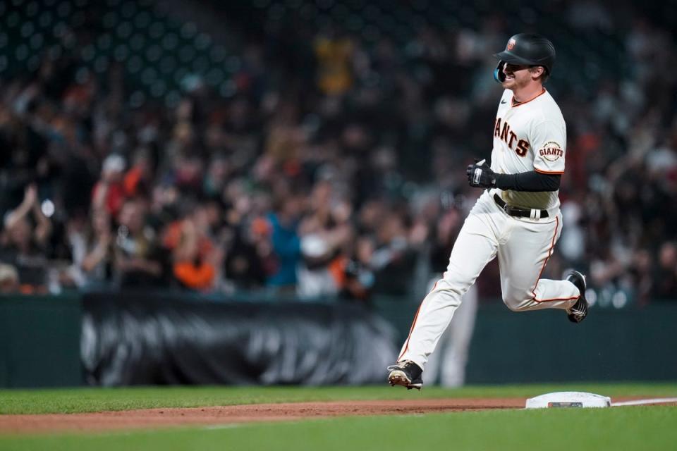 ROCKIES-GIANTS (AP)