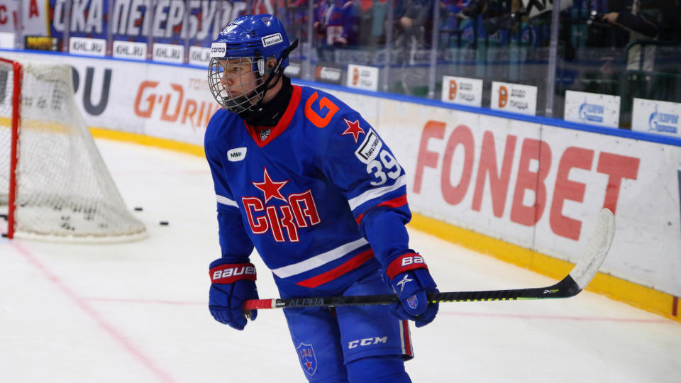 The Montreal Canadiens have a tough decision to make with the fifth overall pick. (Getty)