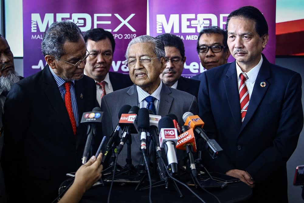 Prime Minister Tun Dr Mahathir Mohamad speaks during a press conference at the Malaysia International Trade and Exhibition Centre in Kuala Lumpur October 15, 2019. — Picture by Hari Anggara