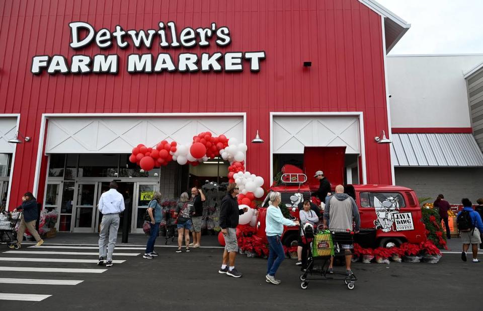 Detwiler’s opens first market in Bradenton. It’s a story about faith