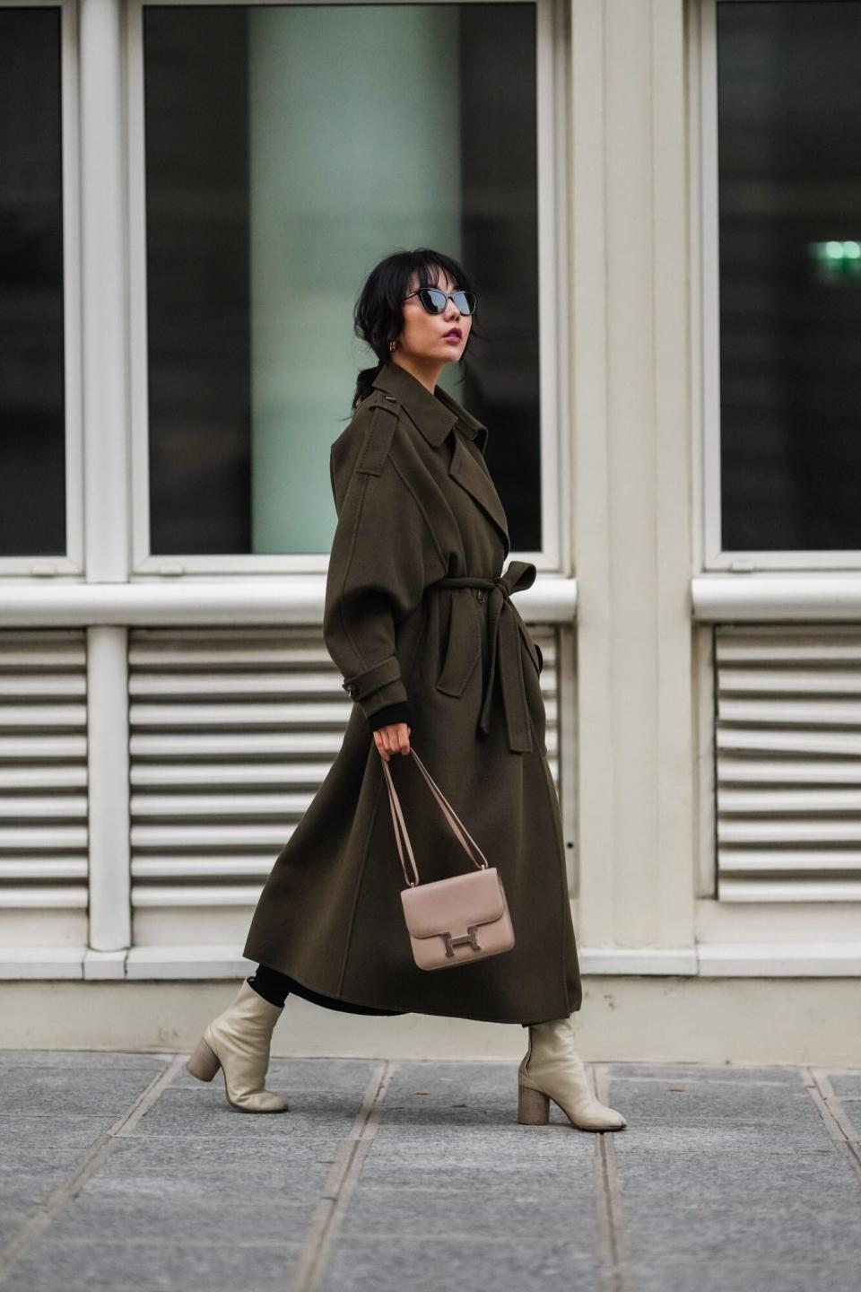 5 Stylists Reveal How to Wear Dresses In The Winter