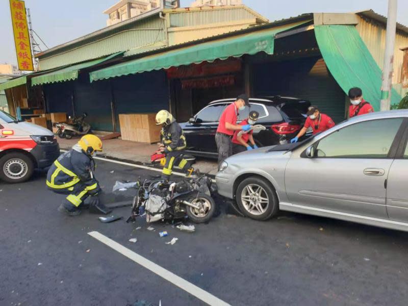 嘉市4車連撞　1機車受損肇1死3傷