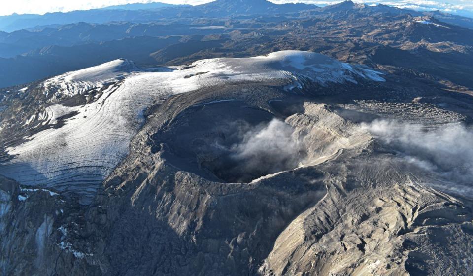 El volcán Nevado del Ruiz pasó de alerta amarilla a naranja. Foto: SGC.