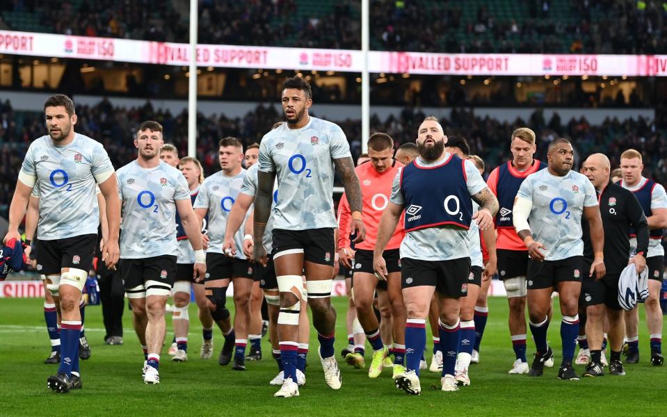 England Captain Courtney Lawes leads their side into the dressing room prior to the Autumn Nations Series match between England and South Africa at Twickenham Stadium on November 20, 2021 in London, England. - GETTY IMAGES