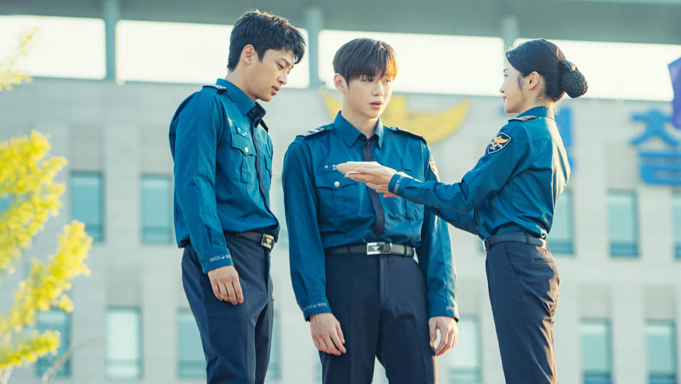 A still from the movie Rookie Cops