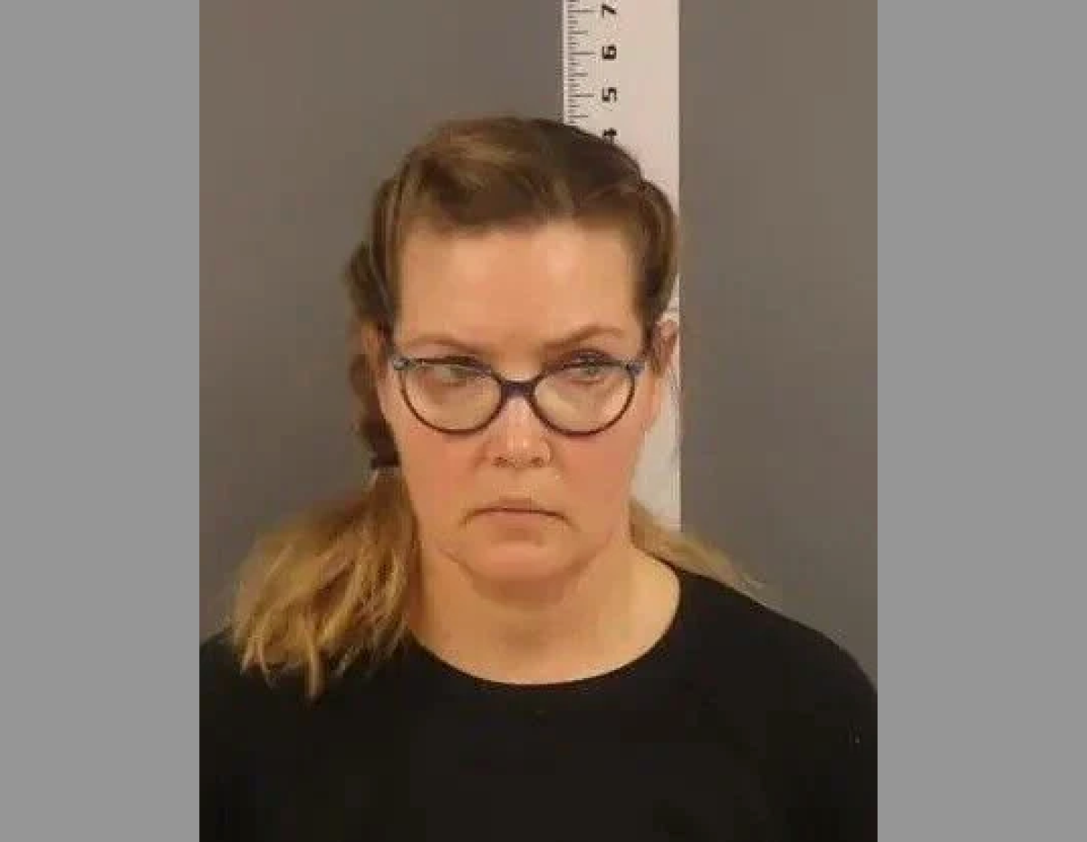 Minnesota state Senator Nicole Mitchell pictured in mug shot  (Becker County Jail)