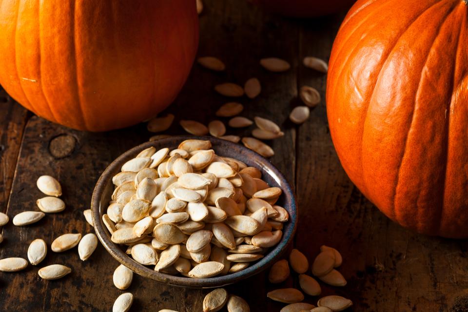 <h1 class="title">Roasted Salty Pumpkin Seeds</h1><cite class="credit">bhofack2</cite>