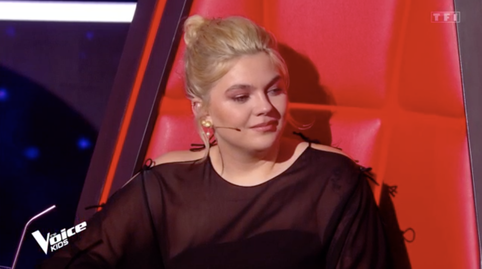 Ce samedi 10 septembre, le comportement de Louane a agacé les fans de The Voice Kids.
Capture écran TF1