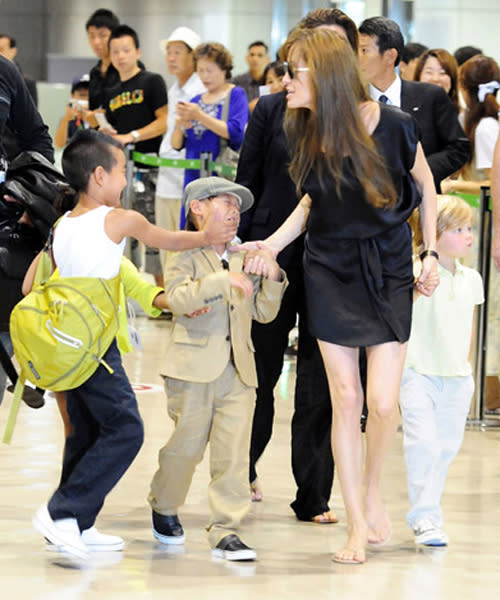 ANGELINA JOLIE & HER BROOD