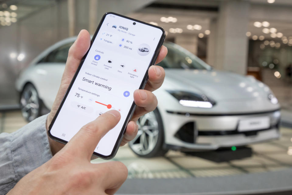 Samsung se asocia con Tesla y Hyundai para conectar automóviles con hogares