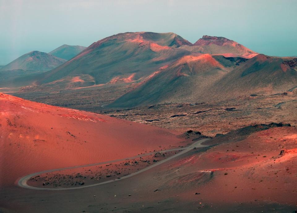 volcanic landscape of timanfaya volcano park