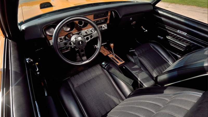 1970 Pontiac GTO Judge convertible interior