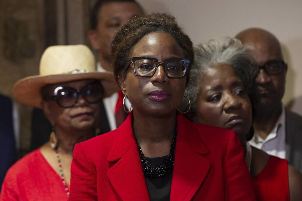 Elections office attorney, Burnadette Norris-Weeks, speaks during a press conference in Fort Lauderdale on Saturday, December 1, 2018. Brenda Snipes announced she was rescinding her resignation after Gov. Rick Scott suspended her.
