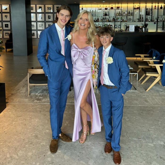 Penny Lancaster ha compartido una imagen con sus dos hijos, los más pequeños del cantante