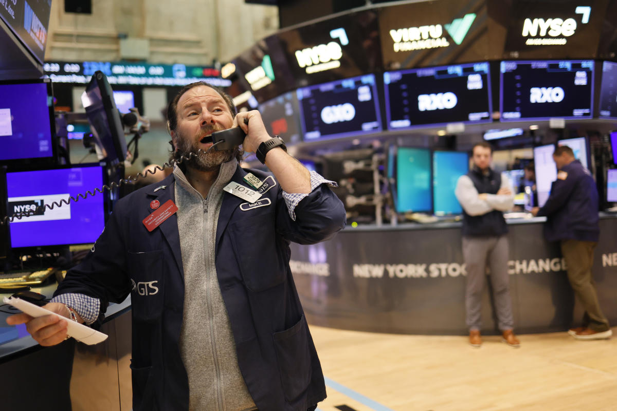 US Stock Market Surges Ahead of Nvidia Earnings Report: Nasdaq, S&P 500, and Dow Jones Industrial Average Experience Gains Amidst Anticipation