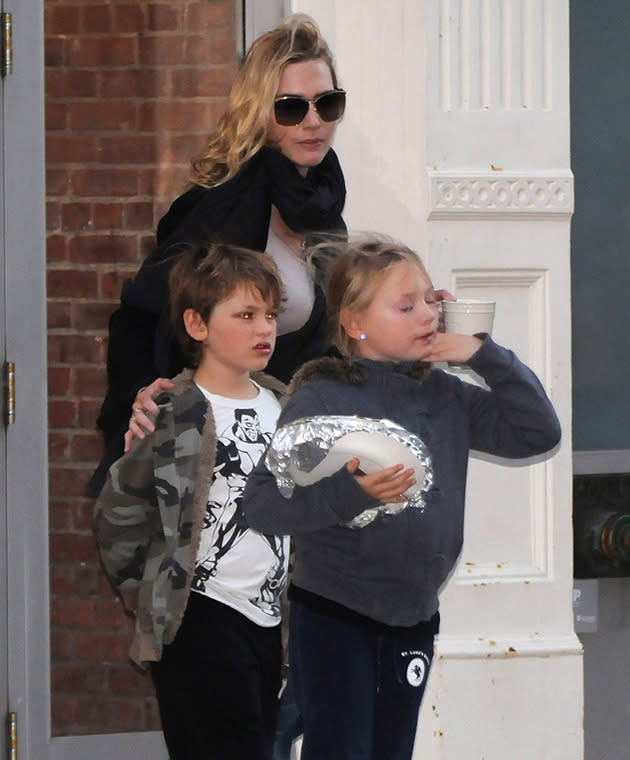 Kate Winslet with her kids Mia and Joe. Photo: Getty Images.