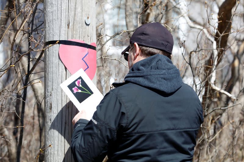 Brown puts up a memorial for the community after Wortman manhunt in Portapique