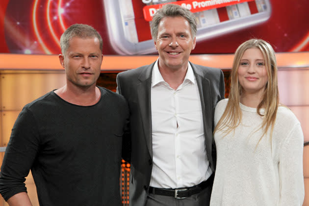 Til Schweiger, Jörg Pilawa und Luna (v.l.n.r.): Unterhaltsames Quizshow-Trio (Bild: ZDF)