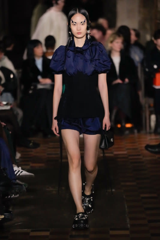 Simone Rocha Gives Her Dreamy Silhouettes a Little More Shape With