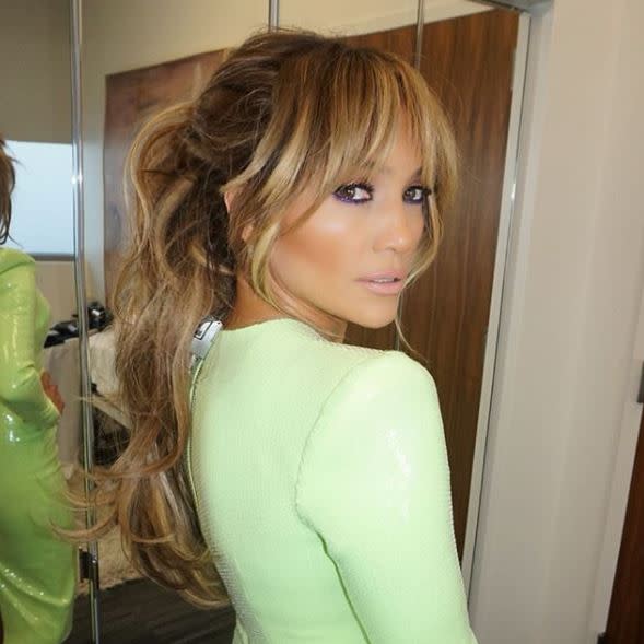 Jennifer Lopez et sa frange rideau ombré