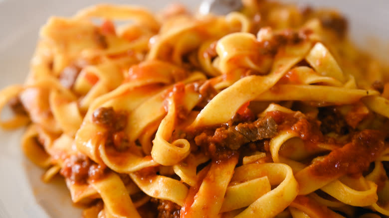 Close up of pasta with Bolognese sauce