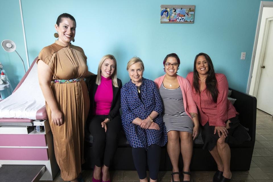 Clinton with Yarilís Garcia, Yaschira Centeno, Ashlee Correa, and Vanessa Caldari, Centro MAM midwives, beneficiaries, and the center’s founder, respectively