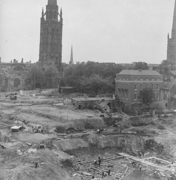 Sitio de construcción de la catedral de Coventry