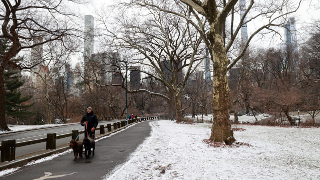 Snow storm likely to follow record warm weekend in New York