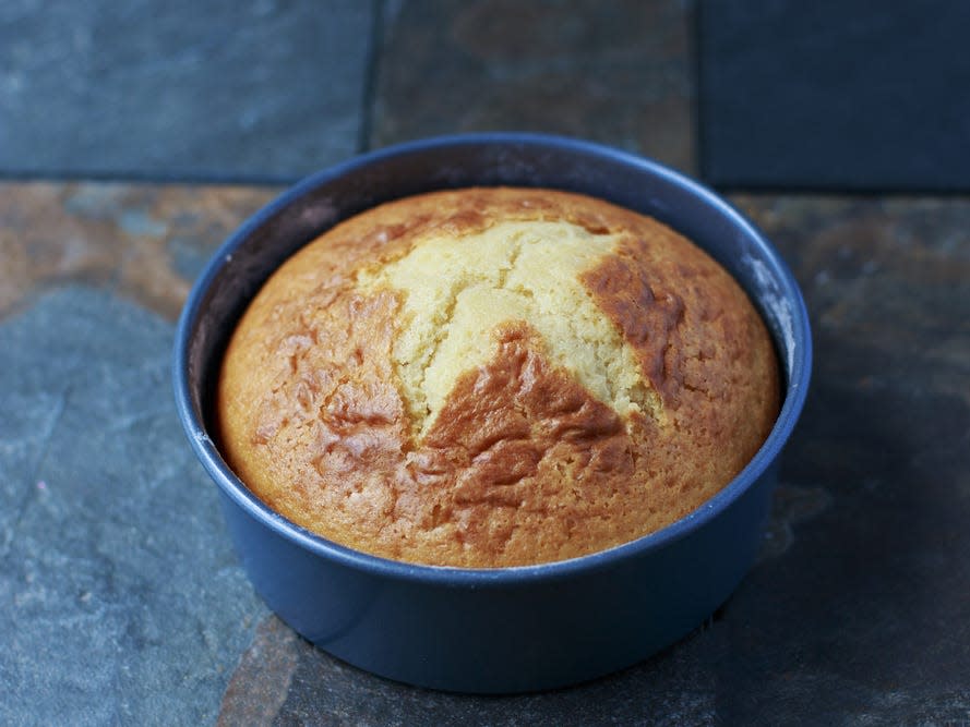 cake pan baking