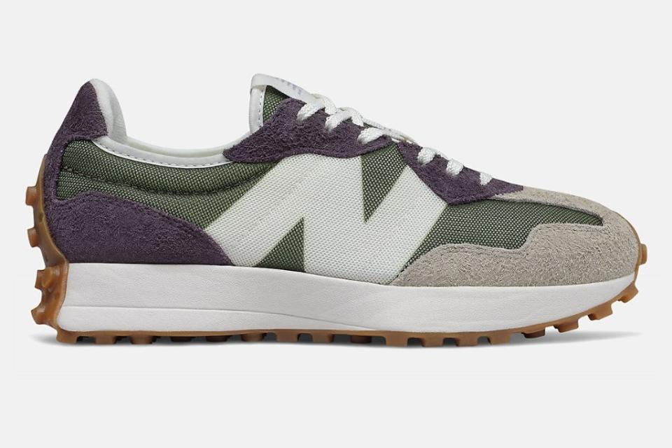 new balance, new balance sneakers, zoe kravitz new balance