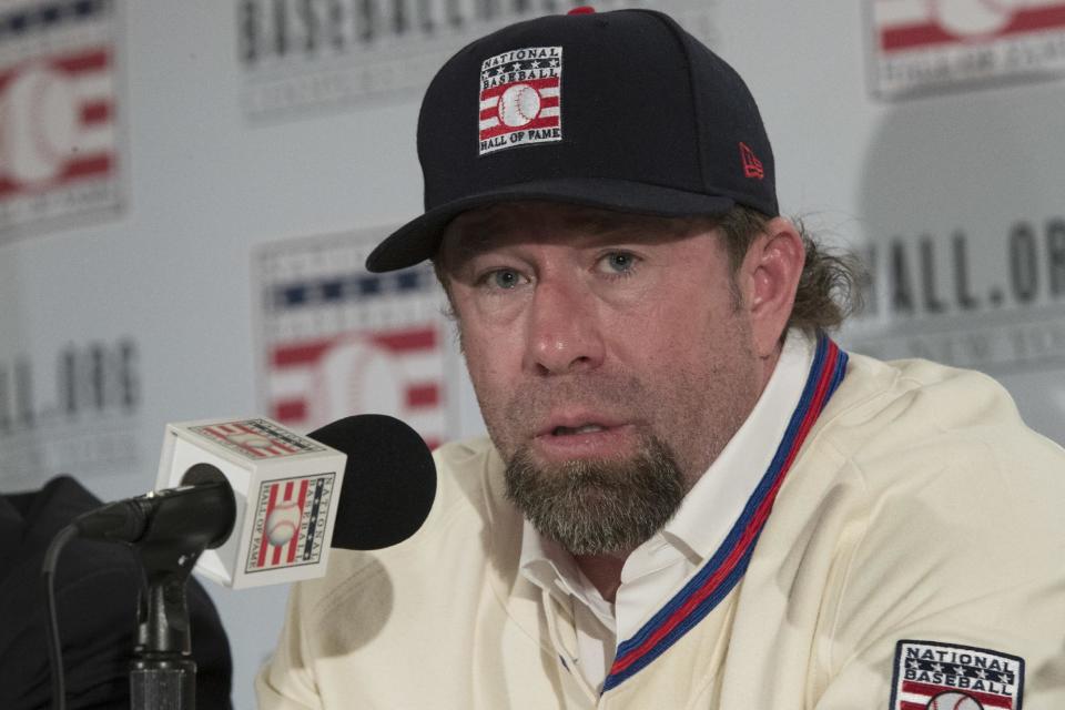 Newly elected baseball Hall of Fame inductee Jeff Bagwell speaks to reporters during a news conference, Thursday, Jan. 19, 2017, in New York. (AP Photo/Mary Altaffer)