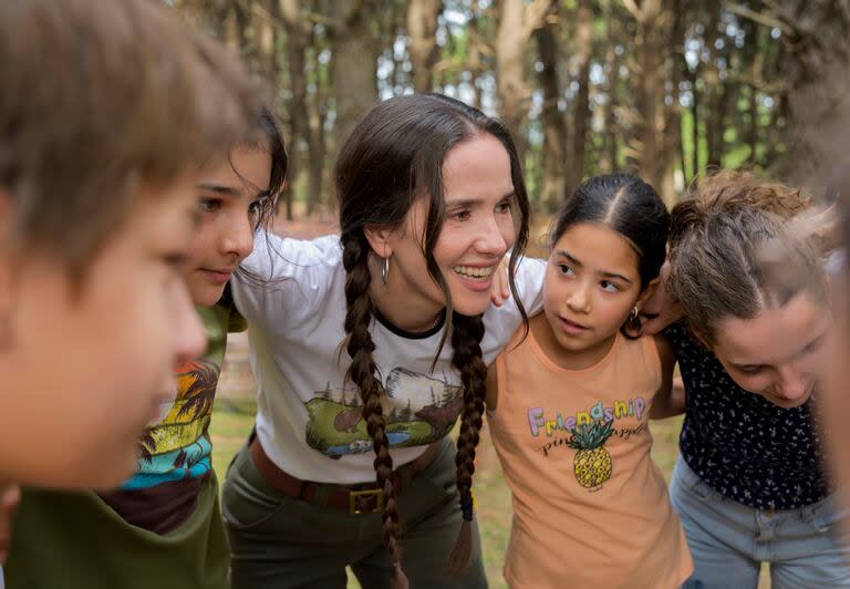 Natalia Oreiro vuelve a la comedia en Campamento con mamá, que estrenará Netflix