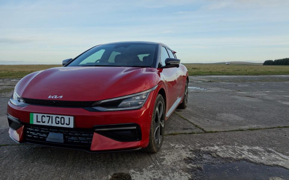 'The impression of a sports racing car from the front and an elegant tourer from the rear' - Kia