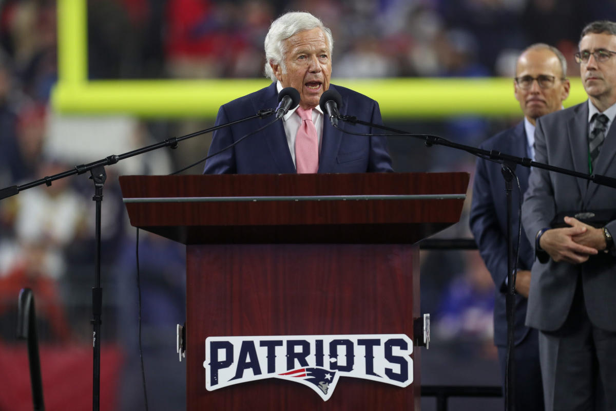 Patriots' owner Robert Kraft, school statements denounce antisemitism