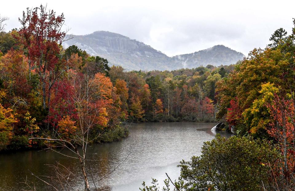 Table Rock State Park during a peak time to view leaves in Upstate South Carolina in the first week of November 2021. 