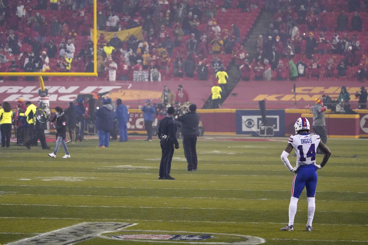 Stefon Diggs stands on sideline long after Bills loss, watching Chiefs'  trophy celebration