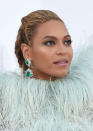 <p>Beyonce opted for a intricate up-do at the VMAs and gave us all motivation to try something more chic with our hair.<i> [Photo: Getty]</i></p>