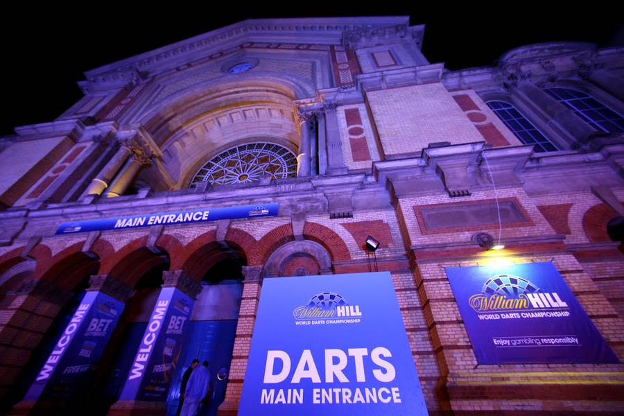 Die Darts-WM 2016 läuft seit dem 17. Dezember im Londoner Alexandra Palace. SPORT1 zeigt die besten Bilder