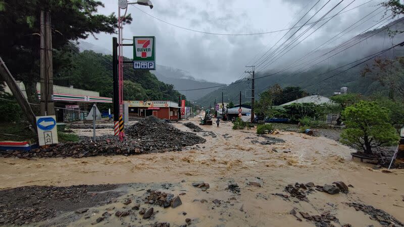 南投仁愛鄉遭卡努颱風重創，當地清境農場重新開園首日僅3名遊客造訪。（圖／中央社資料照片）