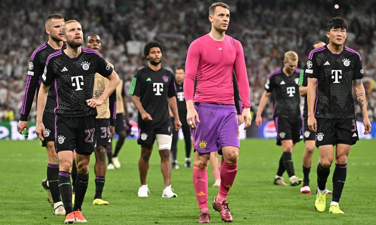 <span>Manuel Neuer at the centre of Bayern’s dejected players. The goalkeeper made ‘an error he wouldn’t make in a 100 years’, Thomas Tuchel said.</span><span>Photograph: Javier Soriano/AFP/Getty Images</span>