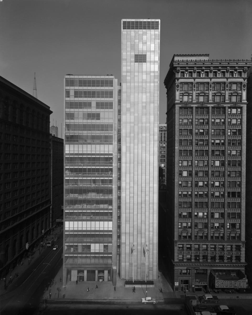 Inland Steel Building by SOM (1958)