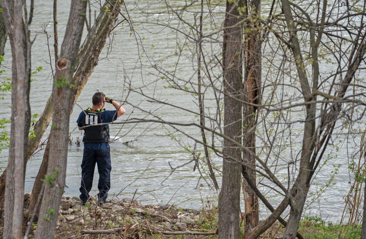 A search-and-rescue team member is shown in this file image. The body of a woman who had been missing since February was found along the North Umpqua River.